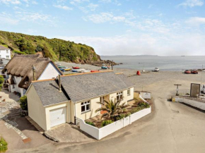 2 bed in Porthallow LPEBB